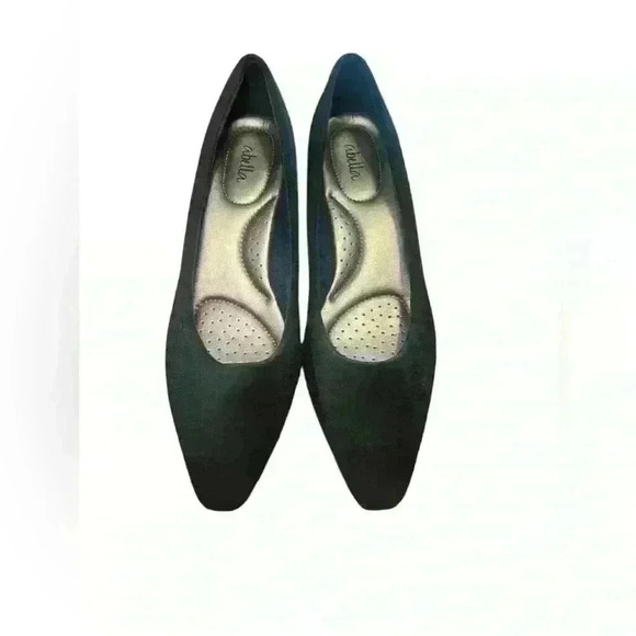 Abella Women’s size 8.5 Navy Fabric 2 inch heels - Picture 4 of 6